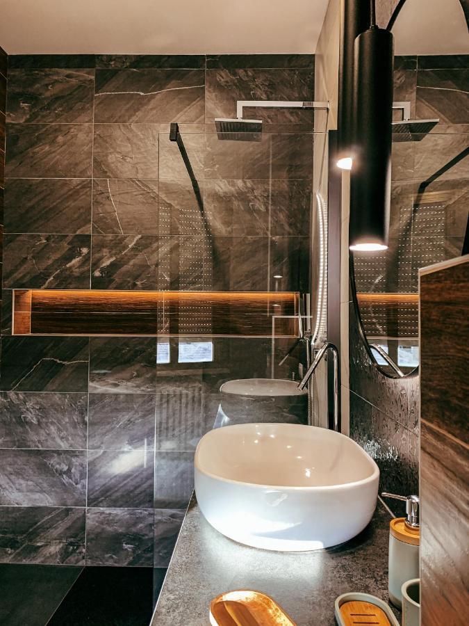 B&B Salus Civico 23 Реджонель-Эмилия Экстерьер фото
