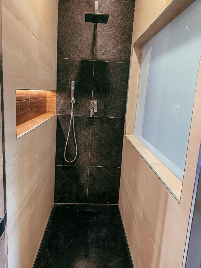 B&B Salus Civico 23 Реджонель-Эмилия Экстерьер фото